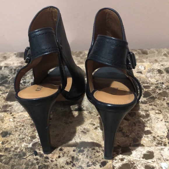 Coach open peep toe leather shoes! - Picture 3 of 4